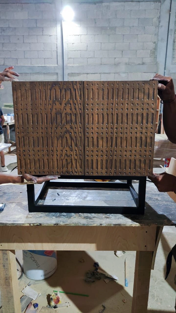 Mobiliario artesanal contemporáneo